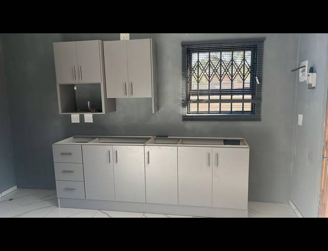 1 BEDROOM PROPERTY TO RENT IN WINDMILL PARK